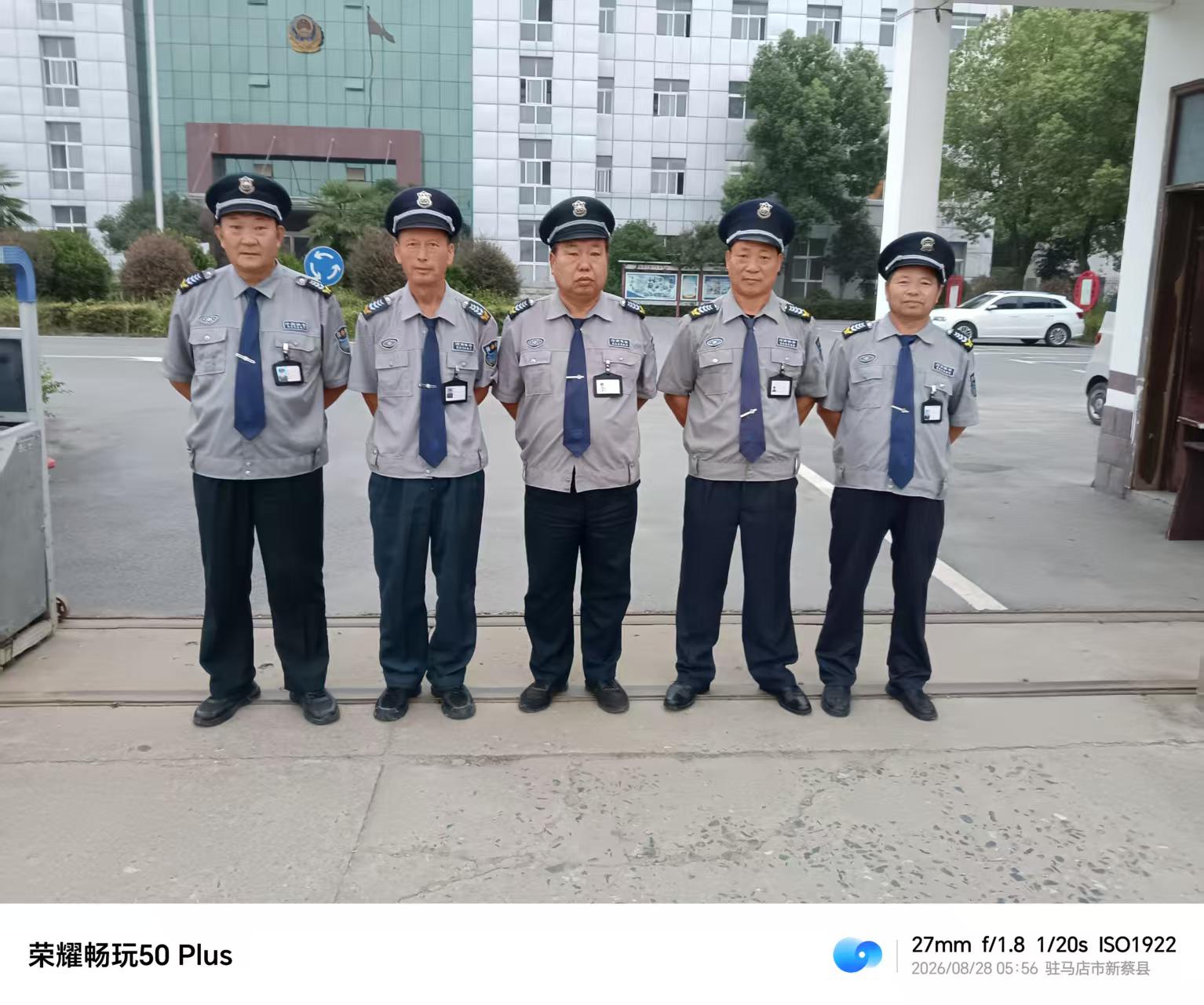 1788165779105694.jpg 93c5e2134a809e120f83330720e0b580.jpg